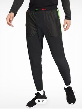 Men’s Nike running pants